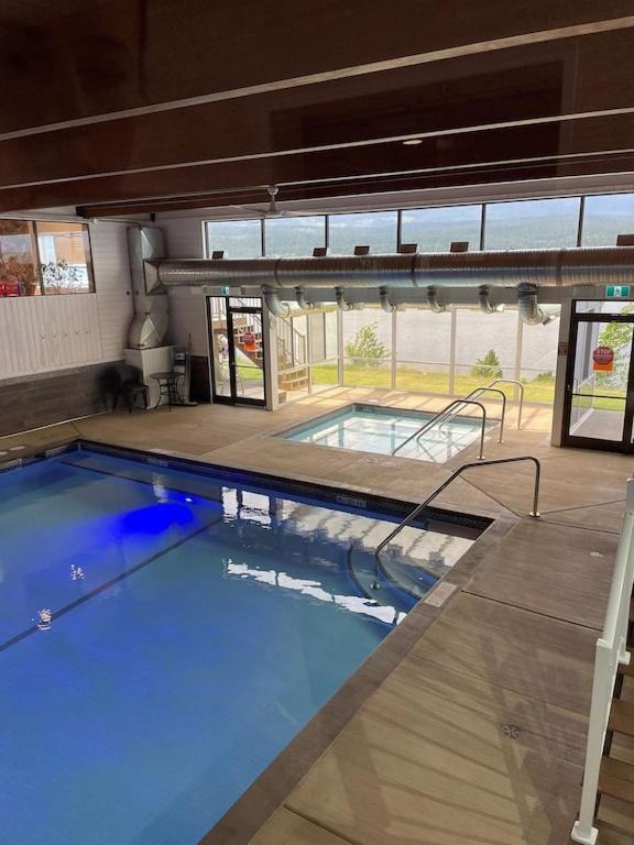 Akiskinook At Windermere Lake - Private Beach Access - New Pool And Hot Tub Now Open! Invermere Buitenkant foto